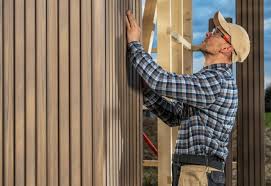 Best Aluminum Siding Installation  in Kewaunee, WI